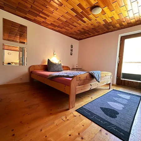 Appartement Haus Gratz Bach (Tyrol)